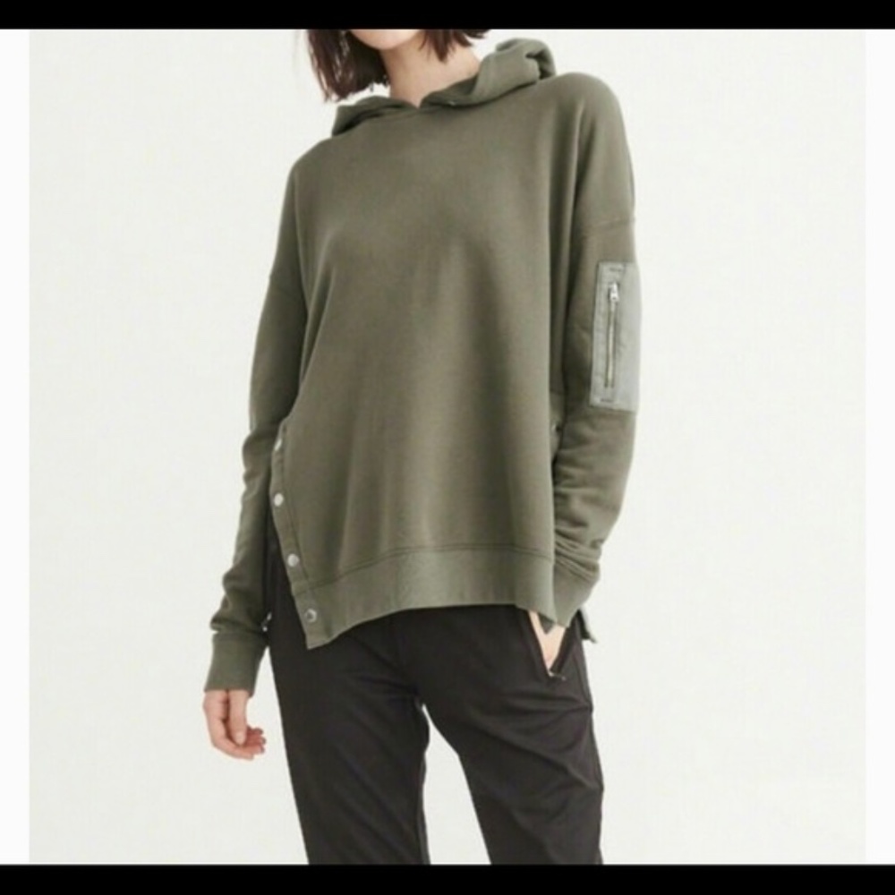 Abercrombie & Fitch Side- Snap Pullover Sweatshirt